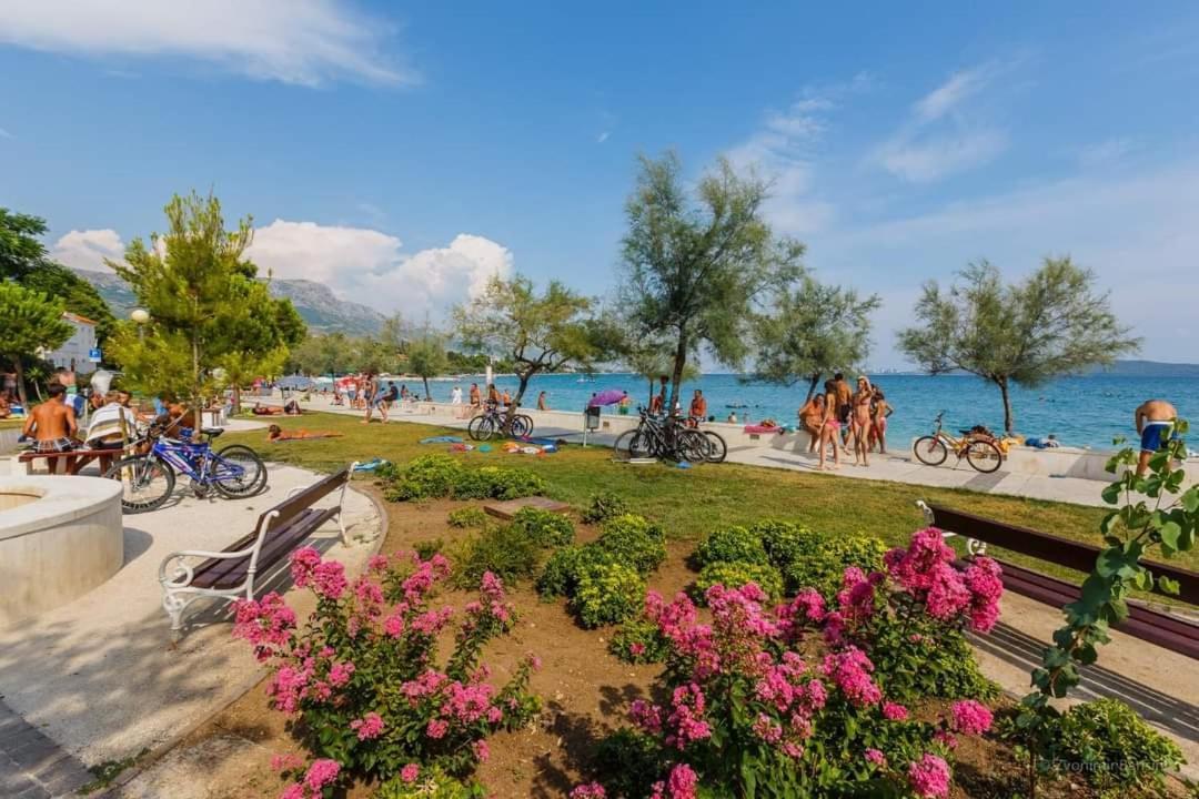 Modern Apartment Near Split & Trogir Kastela Bagian luar foto