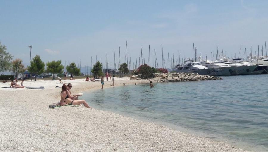 Modern Apartment Near Split & Trogir Kastela Bagian luar foto